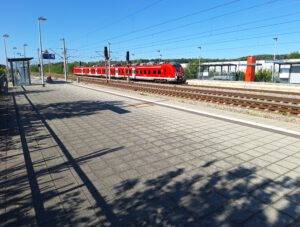 Regionalbahnhof Allersberg: Mit Tempo 200 nach Nürnberg und München.